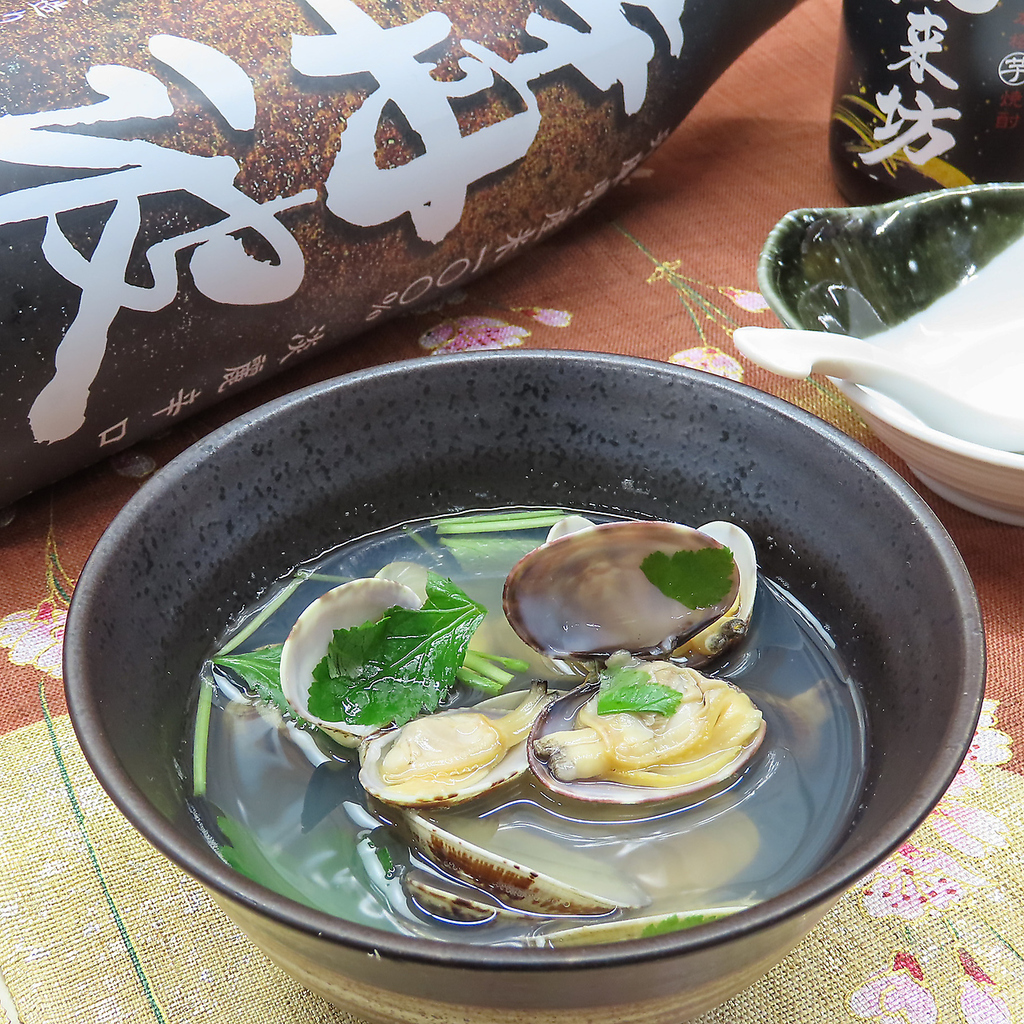 あさり酒蒸し　お出汁がすっきり染み入るような味わい