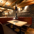 当店自慢の扉付きVIP個室！4名様から6名様まで、優雅な一時を楽しめる隠れ家的個室です。様々なシーンでご利用できます！1室限定の個室は早めのご予約がオススメです！※別途テーブルチャージが1室3,000円かかります。店内全面禁煙（店外・屋外に喫煙スペースあり）