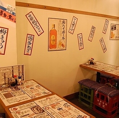 【雰囲気抜群♪】九州博多の風物詩“中洲の屋台村”の雰囲気と名物料理が楽しめる大衆居酒屋！提灯の灯りに包まれながら、博多名物を中心としたこだわりの料理を気軽にお楽しみいただけます。女子会や歓送迎会、会社宴会はもちろん、二次会やちょい飲みなど、さまざまなシーンに対応！