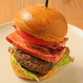 料理メニュー写真&nbsp;ベーコントマトバーガー