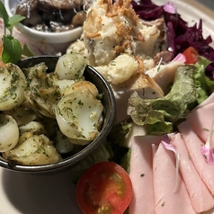 前菜盛り合わせ