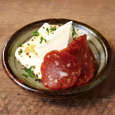 サラミクリームチーズ