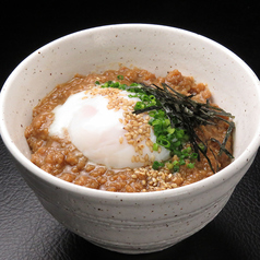 鶏そぼろ月見丼