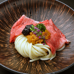 【冷】仙台牛とウニの特製醤油ぶっかけうどん 自家製海苔の佃煮添え