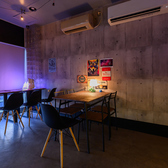 BAR &DAINING OKASHINAの雰囲気3