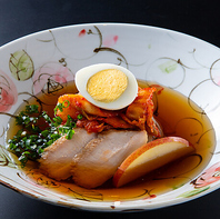 当店不動のロングセラー「別府冷麺」。