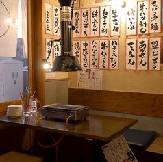 今夜は焼肉が食べたい方は「フジ山」へ。幅広い年代のお客様にご利用頂いております。さらには少人数様から団体様まで、全てのお客様に愛着を持って使用して頂けるような店内作りを心がけております。店内全面禁煙（店外・屋外に喫煙スペースあり）