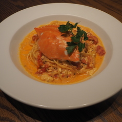 ワタリガニのトマトクリームパスタ