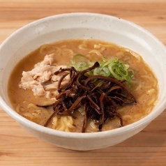 極濃鶏パイタンラーメン