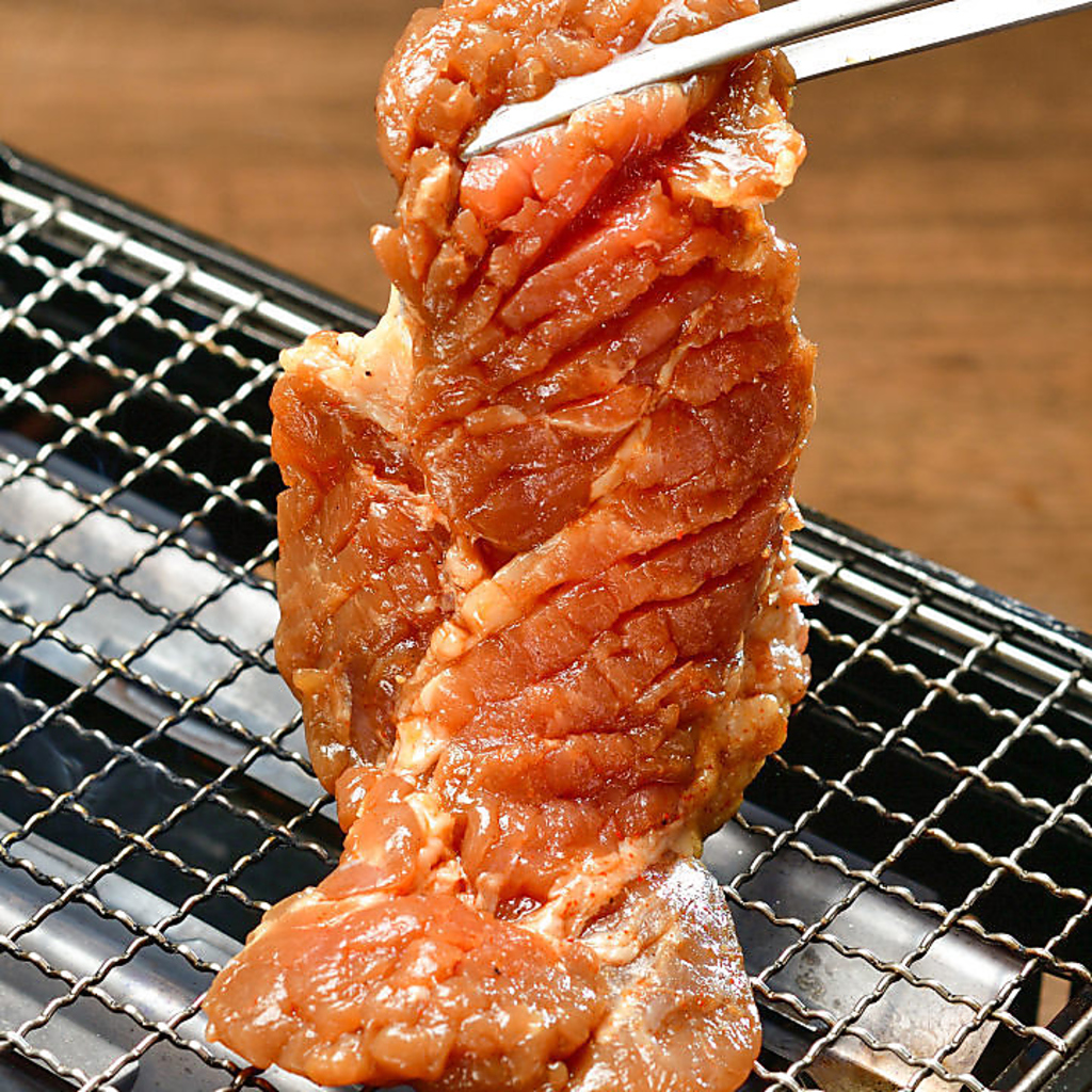 「ハルバン」もう一つの名物！豚カルビは沢山の方にリピートして頂いております。