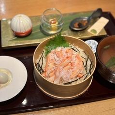 紅ズワイガニ丼