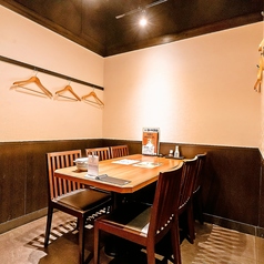 誕生日会や女子会、合コンなどにおすすめの個室です。完全個室や半個室は人気のお席となっておりますので、ご利用をお希望のお客様はお早めにご予約ください