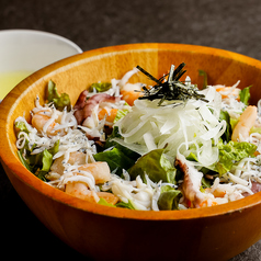 しらすとシーフードのサラダ