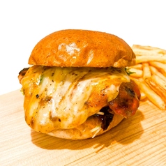 テリヤキチキンチーズバーガー