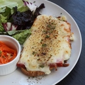 料理メニュー写真 Croque Monsieur with Homemade White Sauce