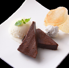 マルキーズショコラ　バニラアイス添え