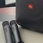 音響設備、プロジェクターも完備しております。