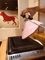 名物とどろきステーキは、熟練スタッフが焼き上げます！