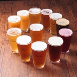 常に入れ替わる日本全国、海外のブルワリーから仕入れている12種類のクラフトビールをご用意