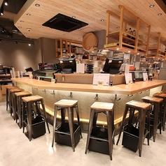 最大10名様までのカウンター席