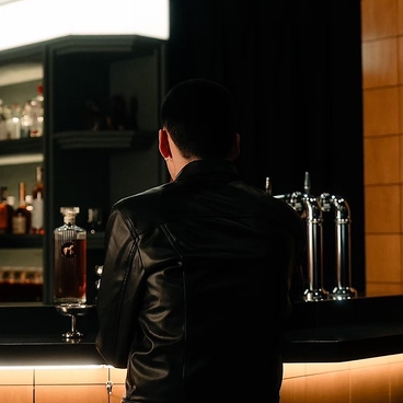 THE COURT SIDE CLUB TORANOMON ザコートサイドクラブトラノモンの雰囲気1