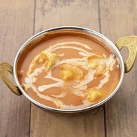 お買い物の合間に本格カレーをお楽しみください♪