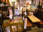 駄菓子が並ぶ店内は、テンションあがります♪