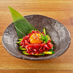 牛の生ハムユッケ風