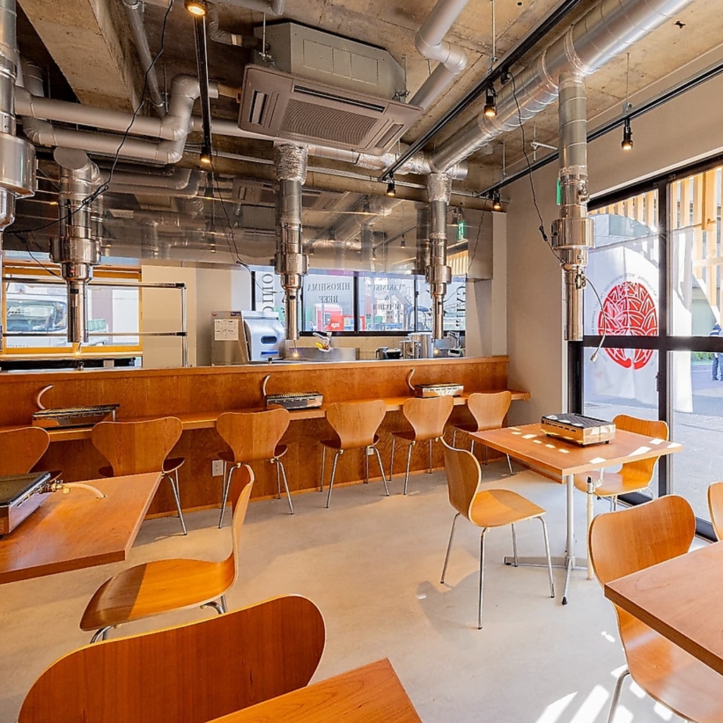 カウンター席はデートや大事な人とのシーンにぴったり