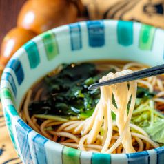 蕎麦と丼などバリエーション豊かでコスパ◎