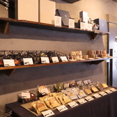 お店の最新情報は、当店公式SNSで随時更新中です。新メニューやイベント情報をチェックして、ぜひフォローしてください。また、デリバリーやテイクアウトサービスもご利用いただけますので、お好きな料理を自宅で楽しむことが可能です。お忙しい方や外出が難しい方にも便利なサービスです。お気軽にご利用ください！