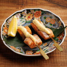 サーモンタルタル串