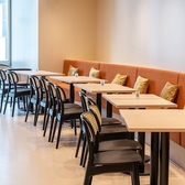Awakening Cafe Tokyo アウェイクニングカフェトウキョウの雰囲気2