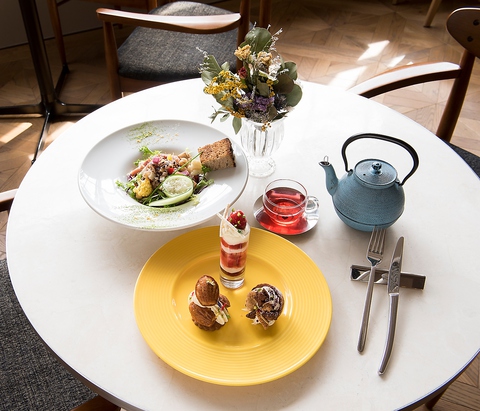 ≪DEJEUNER11：00～17：00≫オーダーブッフェ お飲み物付きで2500円(税抜)～ご用意♪