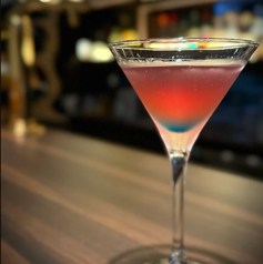 季節のフルーツカクテルを味わう幸せなひとときを♪