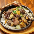 料理メニュー写真&nbsp;知覧鶏骨付き炭火焼き
