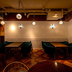 テーブル席 2～6名様でご利用いただけます。