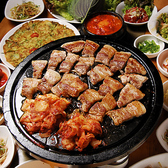 新宿店の近くには、新大久保駅から2分の新大久保店と新大久保店別館もございます！各店限定メニューがあるので、ぜひホームページをチェック。系列店も多数展開しているので、お近くにお越しの際は他のお店もお楽しみください！