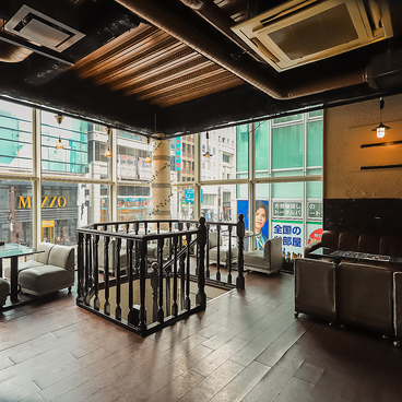 SHISHA BAR ROPPONGI シーシャバーロッポンギの雰囲気1