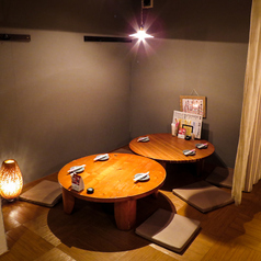 当店は貸切が可能です。最大55人まで対応しております。忘新年会など大宴会を開催することができます！
