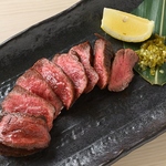 大人気　塊焼き　　自家製ゆず胡椒との相性が最高です。