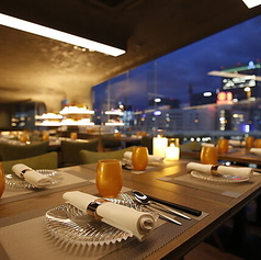 QUEEN of THAILAND YOKOHAMA クイーンオブタイランドよこはまの雰囲気1