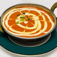 テイクアウトを行っており、自宅でもカレーが楽しめる。