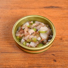 たこわさ/枝豆/いかの塩辛/塩昆布キャベツ/しらすポン酢/エイヒレ 各