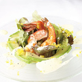 料理メニュー写真 ・サラダ・　海老とアボガドのシャイニーサラダ～パイナップルマヨネーズ