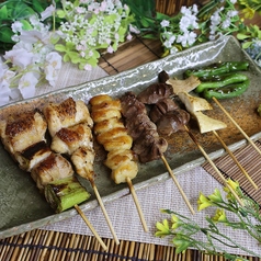 炭火焼き鶏盛り合わせ
