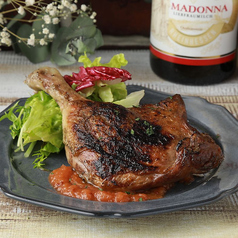 【食べ飲み放題PLEMIUM PLAN限定】骨付き鴨肉の炭火焼コンフィ