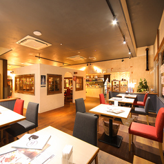 IROHA'sカフェの雰囲気3