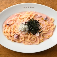 日間賀島ちりめんとヤリイカの明太クリームソース　生フェットチーネ