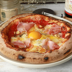 【全ての食べ飲み放題プランで提供】生ハムと半熟卵のマルゲリータ